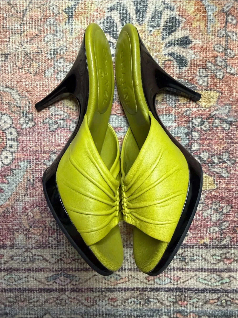 CHANEL Cruise 2004 Chartreuse Leather Ruched Open-Toe Mule Heels
